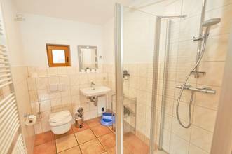 Thumbnail von Holz trifft Hochufer: 4 strandnahe Wohneinheiten - Meeresrauschen gratis!