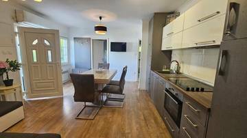 Thumbnail von Wohnung mit Meerblick + sep. Studio