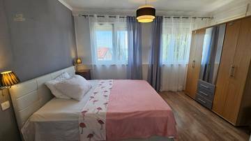 Thumbnail von Wohnung mit Meerblick + sep. Studio