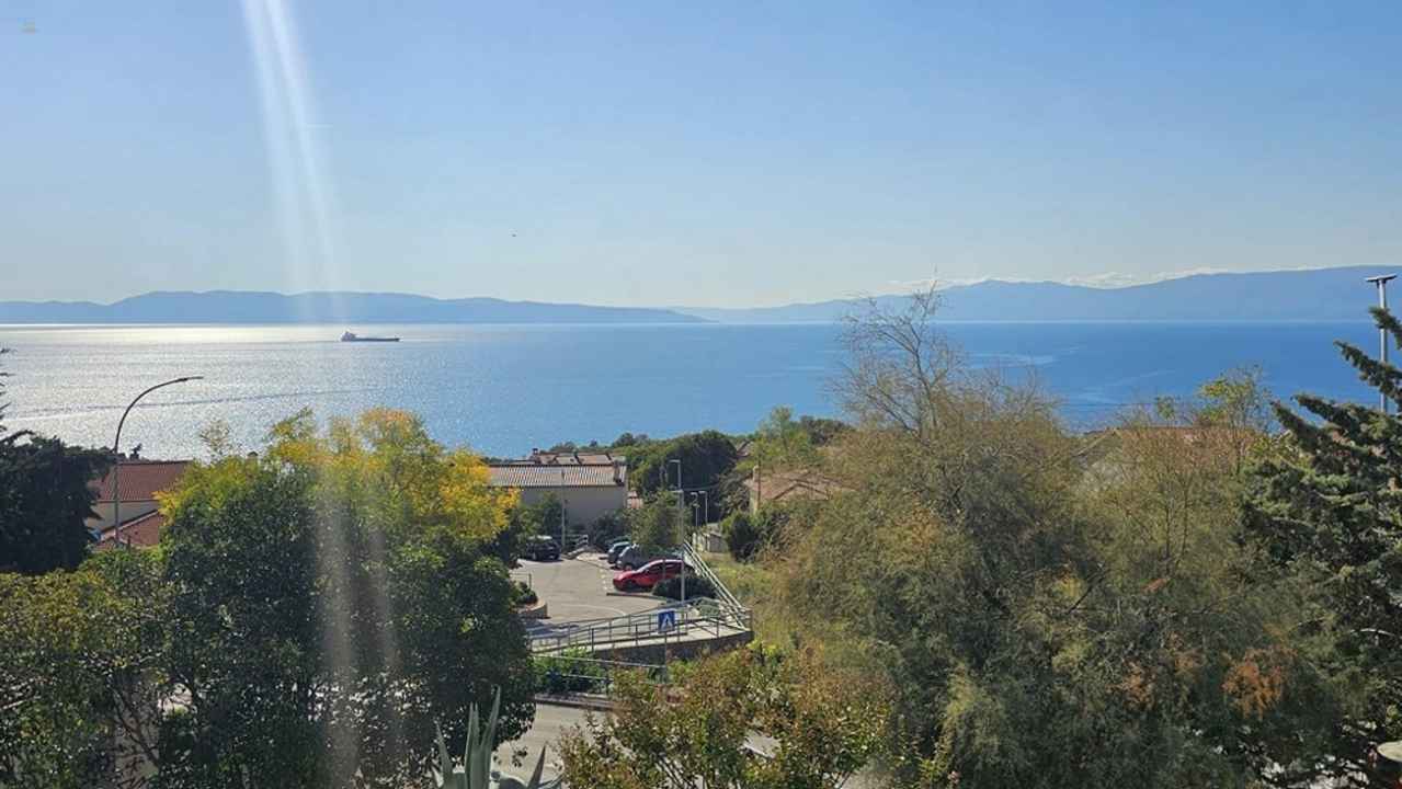 Möblierte Wohnung mit schönem Meerblick