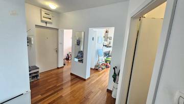 Thumbnail von Möblierte Wohnung mit schönem Meerblick