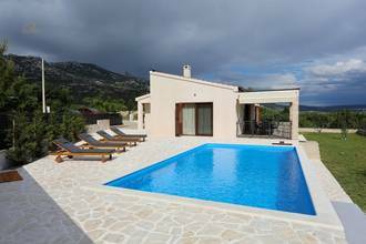 Thumbnail von Moderner Bungalow mit Pool und Meerblick