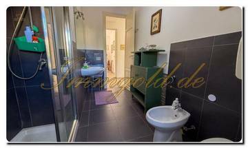 Thumbnail von Immogold Familienfreundliche Villa mit riesigen Obstgarten und vier Schlafzimmern