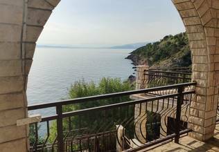 Thumbnail von Möblierte Wohnung in traumhafter Lage direkt am Meeresufer