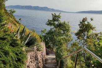 Thumbnail von Möblierte Wohnung in traumhafter Lage direkt am Meeresufer