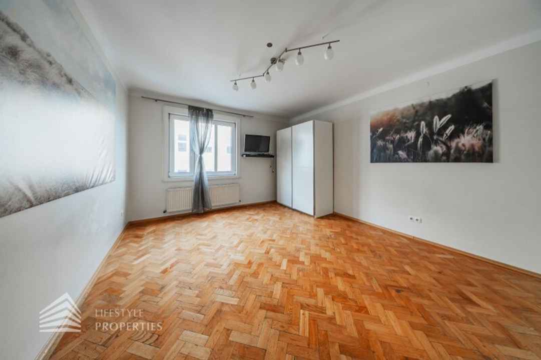 Helle Garconniere, Nähe Meiselmarkt