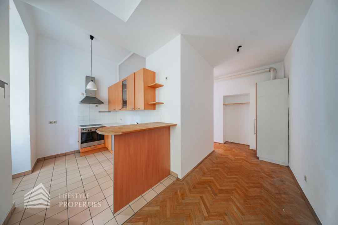 Helle 2-Zimmer Wohnung, Nähe Kutschkermarkt