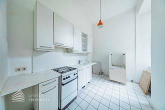 Thumbnail von Helle, sanierungsbedürftige 4-Zimmer Wohnung, Nähe Kutschkermarkt