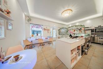 Thumbnail von Tam donanımlı kafe-pastane - Fransız cazibesi ve canlı bir konumda işletmeye hazır