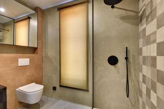 Thumbnail von Moderne Villa mit Pool und Dachterrasse