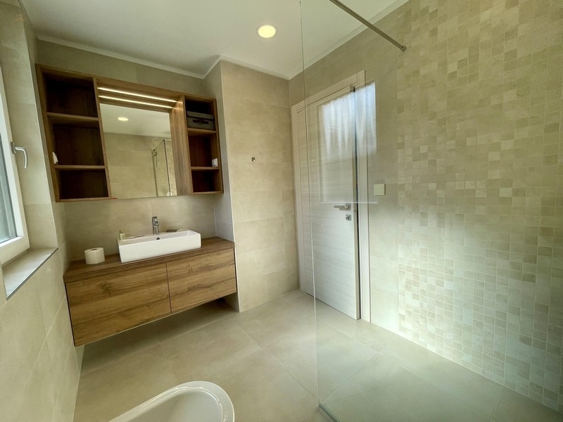 Thumbnail von Moderne Wohnung mit Meerblick