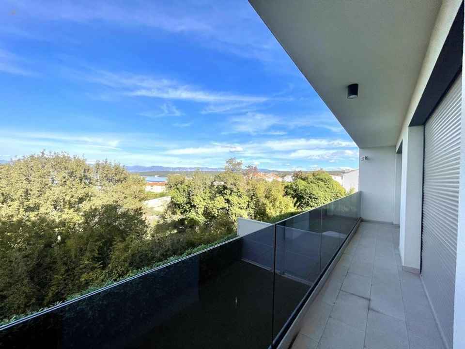 Moderne Wohnung mit Meerblick