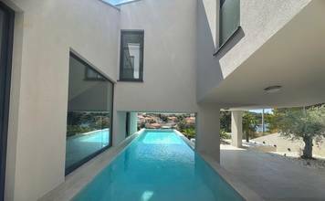 Thumbnail von Moderne Neubau-Villa mit Infinity-Pool und Meerblick, Insel Korcula