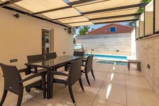 Thumbnail von Wohnung mit Swimmingpool nahe dem Meer