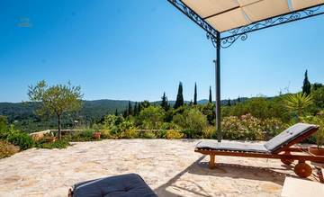 Thumbnail von Mediterrane Villa mit Pool in ruhiger Lage