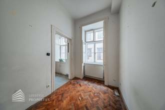 Thumbnail von Helle sanierungsbedürftige Garconniere, Nähe Meiselmarkt