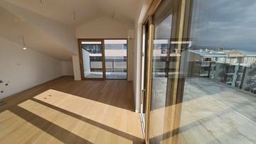 Thumbnail von Moderne Neubauwohnung mit wunderschönem Stadt- und Meerblick