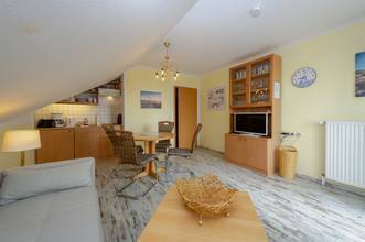 Thumbnail von Attraktive 2-Zimmer-Wohnung mit Balkon in Südwestlage