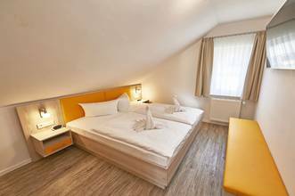 Thumbnail von Zwei-Raum-Wohnung mit Westbalkon in zentraler Lage