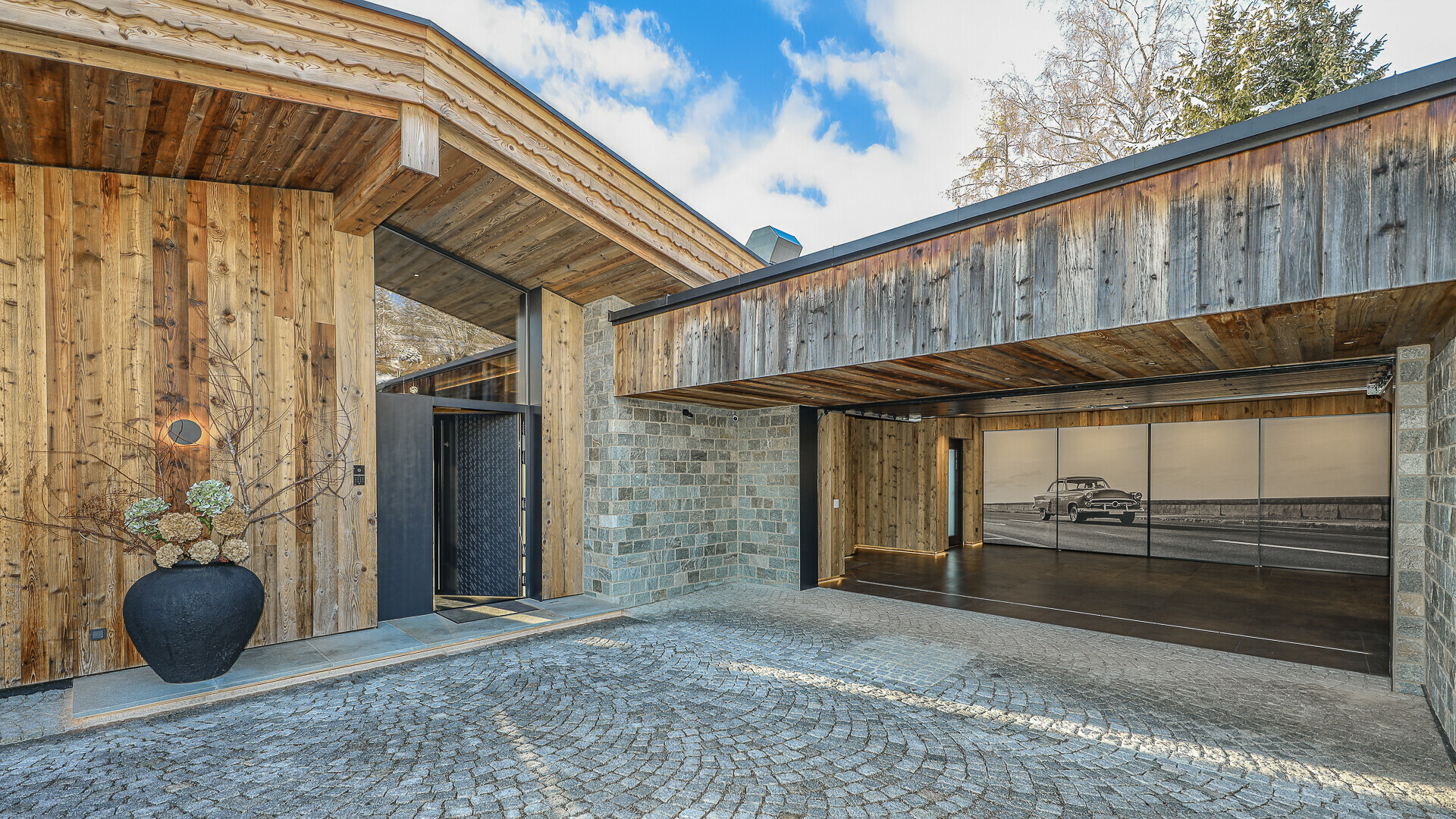 Thumbnail von THE LUXURY DIAMOND MOUNTAIN HOME