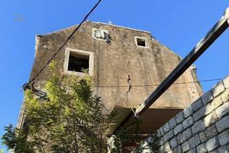 Thumbnail von Historische Villa direkt am Meer