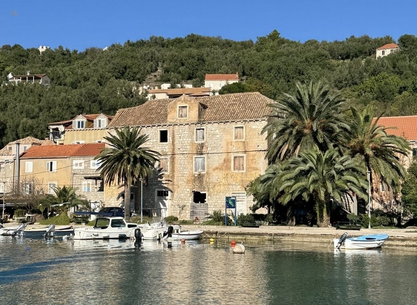 Historische Villa direkt am Meer