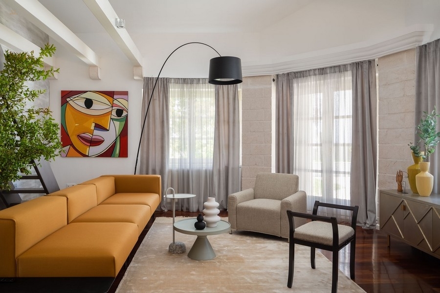 Thumbnail von Villa mit Swimmingpool und Meerblick