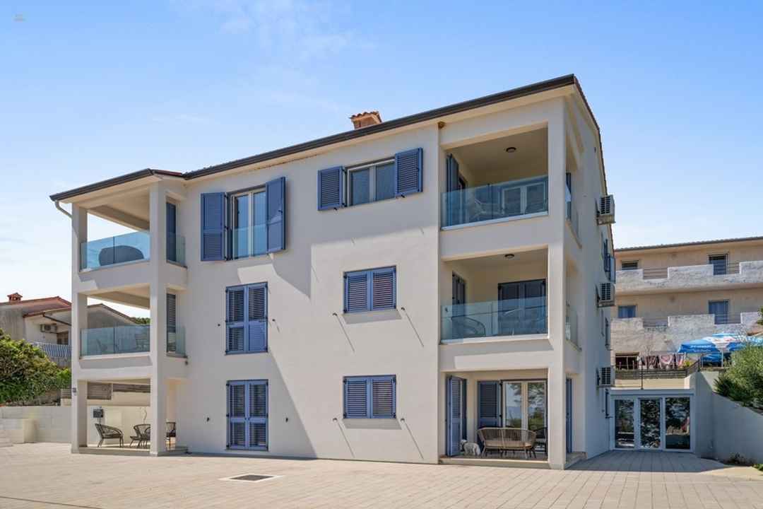 Apartmenthaus mit wunderschönem Meerblick