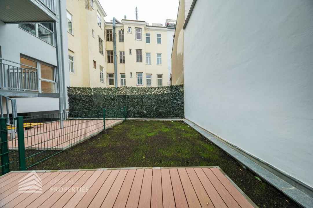 Heller 4-Zimmer Erstbezug mit Terrasse, Nähe Kutschkermarkt