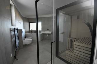 Thumbnail von 屋上のプールとパノラマの海の景色が楽しめる豪華なペントハウス