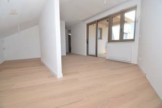 Thumbnail von 屋上のプールとパノラマの海の景色が楽しめる豪華なペントハウス