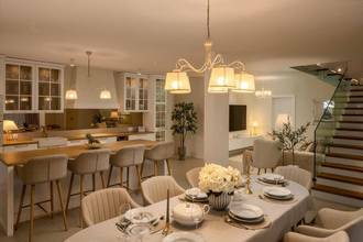 Thumbnail von Mediterrane Villa mit Swimmingpool in traumhafter Lage nahe dem Meer