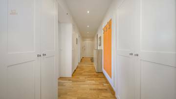 Thumbnail von Hochwertige Dachgeschosswohnung mit schönem Ausblick in Ruhelage