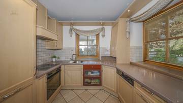 Thumbnail von Gepflegtes Landhaus mit schönem Ausblick in sonniger Ruhelage