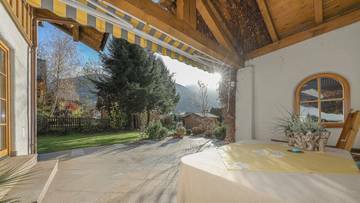 Thumbnail von Gepflegtes Landhaus mit schönem Ausblick in sonniger Ruhelage