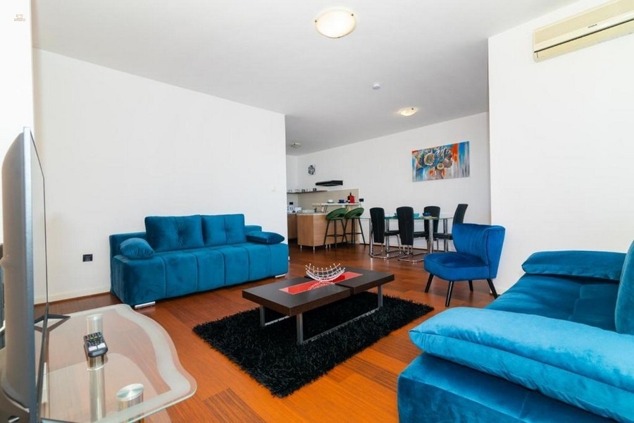 Thumbnail von Erdgeschosswohnung mit Meerblick