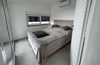 Thumbnail von Penthouse mit Dachterrasse und Pool