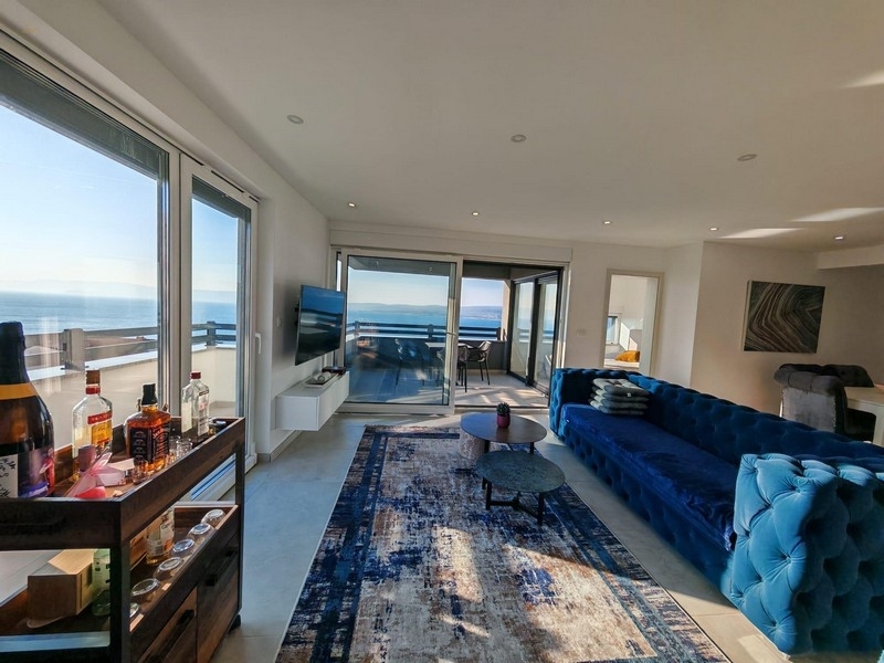 Thumbnail von Penthouse mit Dachterrasse und Pool