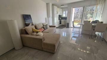 Thumbnail von Erdgeschosswohnung mit Garten und Blick auf das Meer