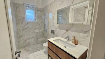 Thumbnail von Renovierte Wohnung in zentraler Lage mit schönem Blick auf das Meer