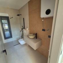 Thumbnail von Moderne Maisonettewohnung mit Pool im Neubau nahe dem Meer