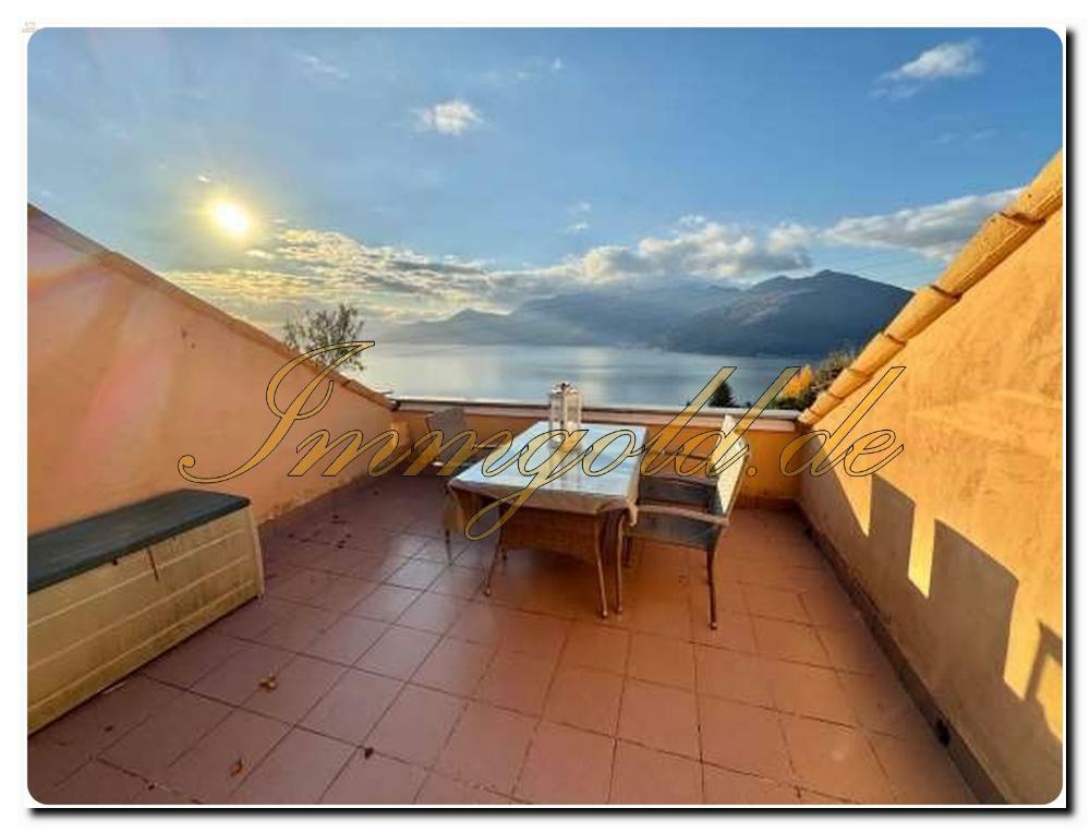 Thumbnail von Sehr aparte zwei Zimmerwohnung mit herrlichem See- und Panoramablick