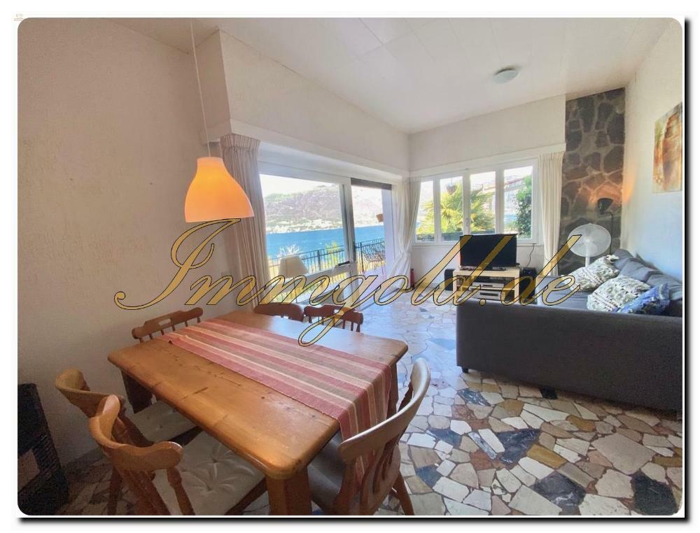 Thumbnail von Super Seeblick und große Terrasse zeichnen diesen Bungalow aus.