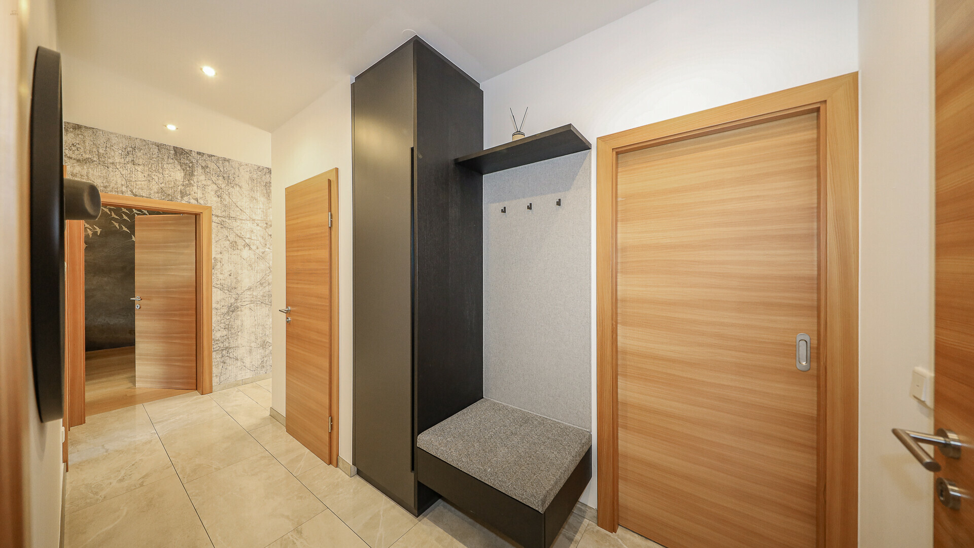 Thumbnail von Hochwertiges Penthouse mit traumhaftem Bergblick