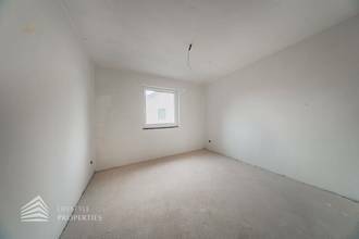 Thumbnail von Belagsfertiges Reihenhaus mit Garten & Dachterrasse in ruhiger, zentraler Lage von Wien-Simmering