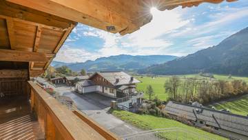 Thumbnail von Güneşli en iyi konumda panoramik manzaralı arsa