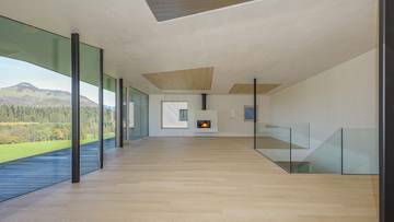 Thumbnail von Architektenvilla mit Pool und unverbaubarer Aussicht