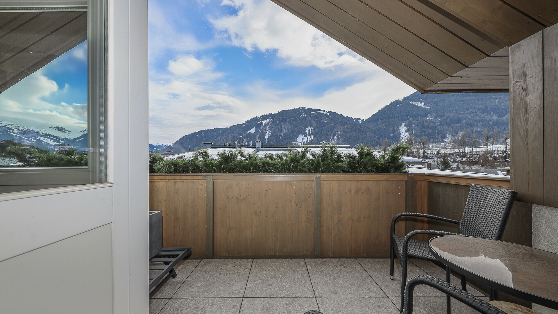 Thumbnail von Exklusives Penthouse mit Streif-Blick direkt am Golfplatz