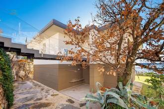 Thumbnail von Moderne Villa am Meer in Panorama-Lage