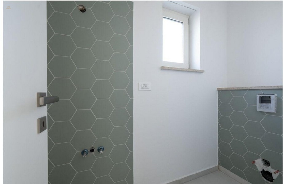 Thumbnail von Neue Villa mit Meerblick